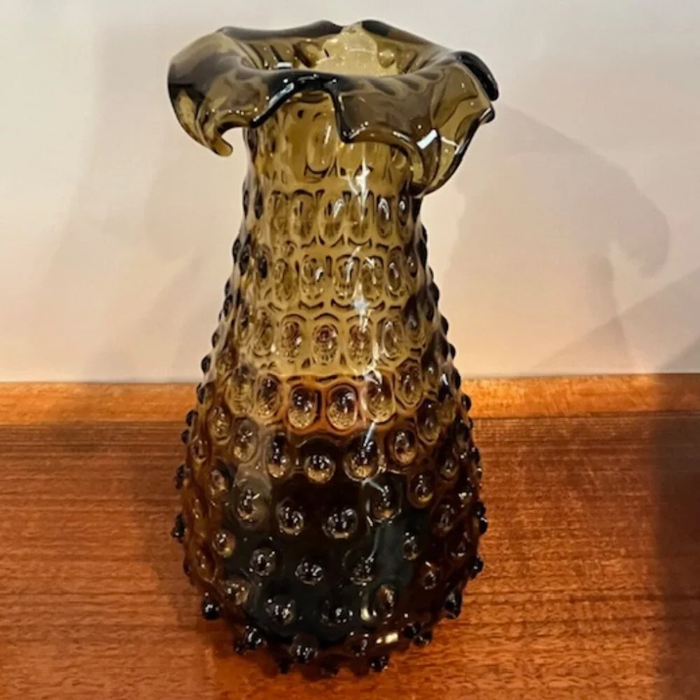 Empoli Smoke Glass Hobnail Split Folded Ruffle Vase 9